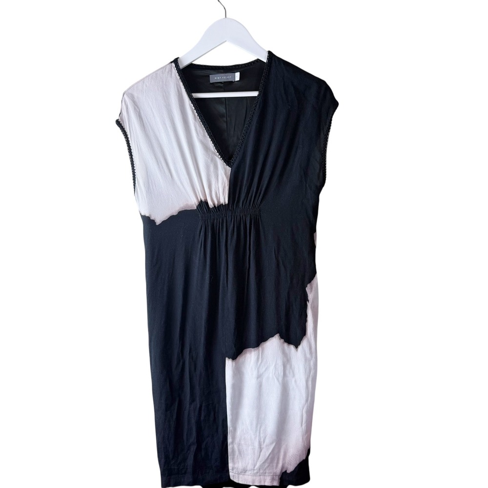 Mint‎ Velvet Dress Black White Abstract Print Sleeveless V Neck Womens Sz 8